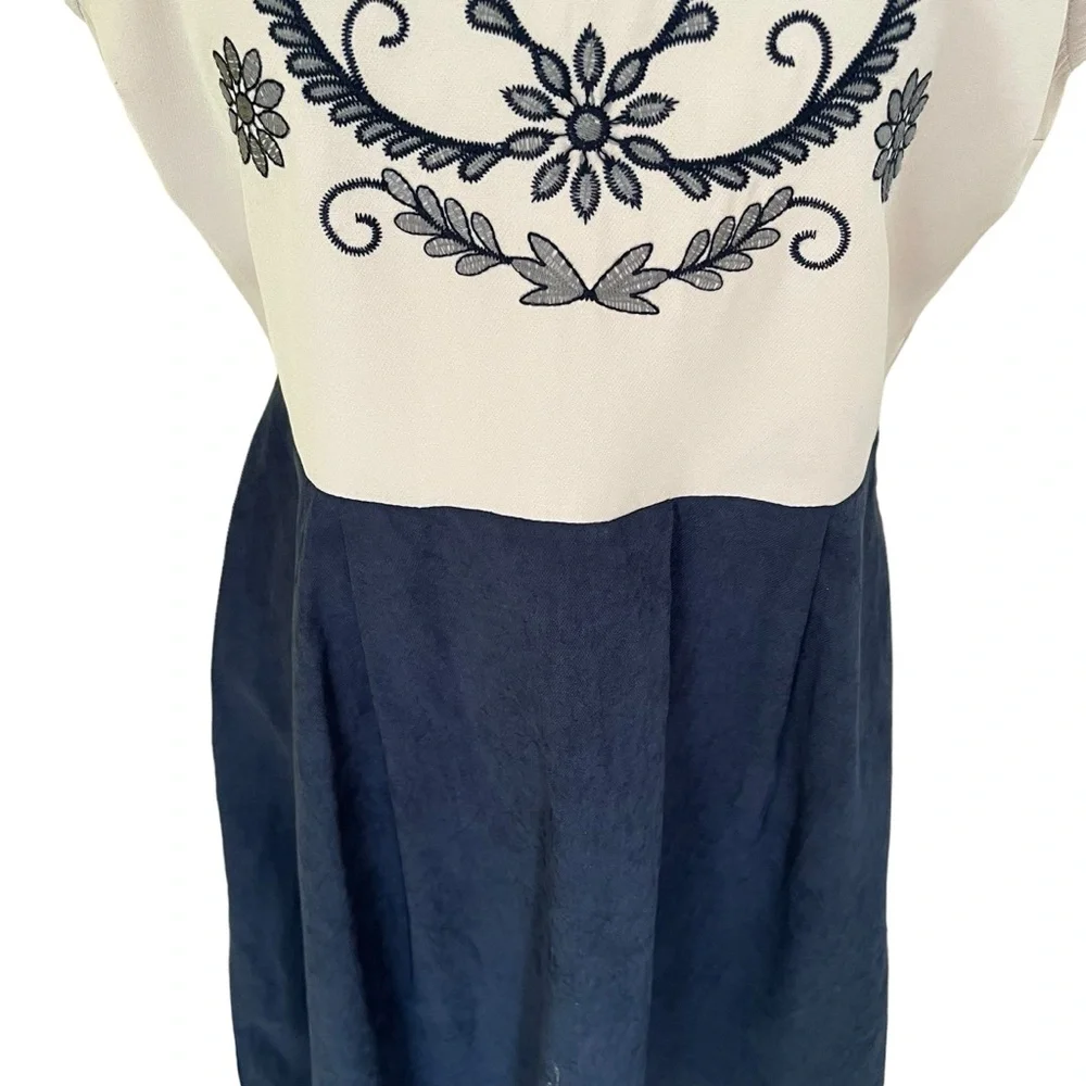 Hayden Cream/Blue Embroidered Fit and Flare Dress M